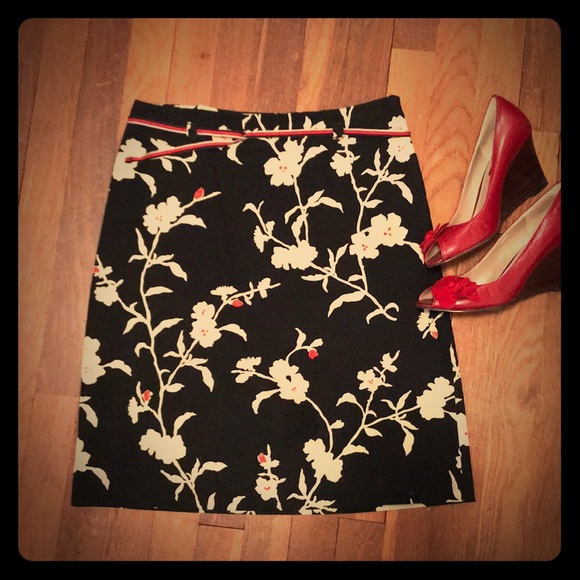 LOFT Dresses & Skirts - LOFT Skirt